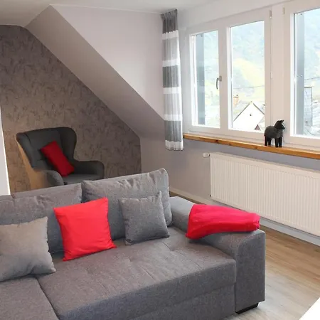 Haus Am Calmont Apartment